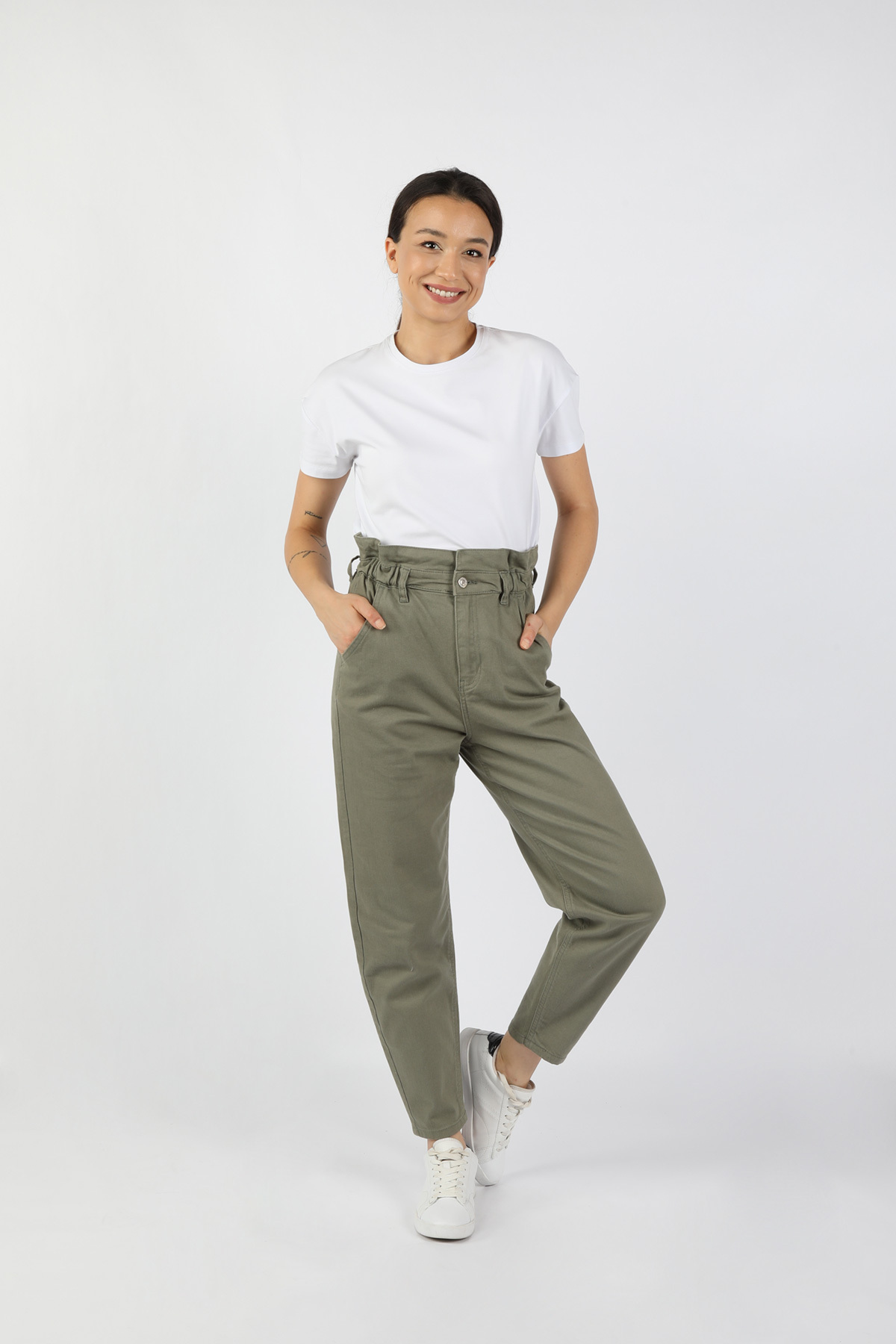 Kadın Beli Lastikli Gabardin Pantolon Haki Kadın Beli Lastikli Gabardin Pantolon Haki