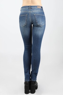 Kadın Kot Pantolon Orta Mavi - Thumbnail