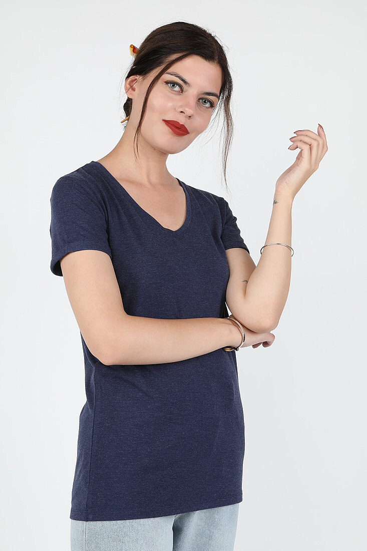 Kadın Viskon V Yaka Kırçıllı Tişört Lacivert - 2
